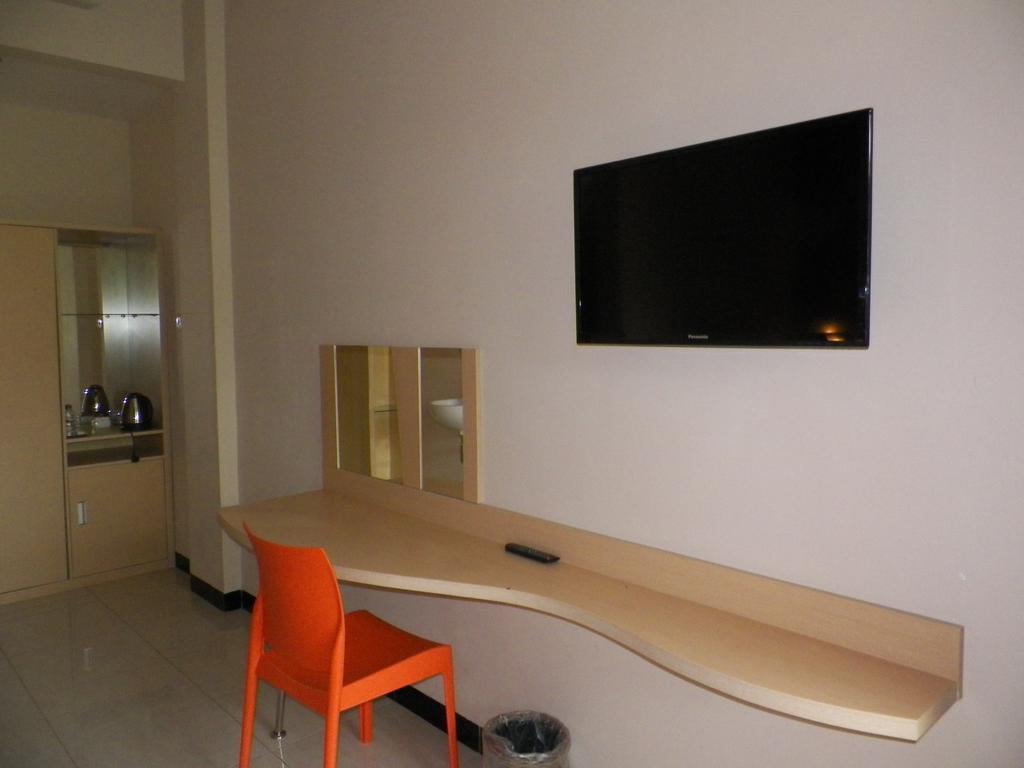 Ceria Boutique Hotel Maguwo Экстерьер фото