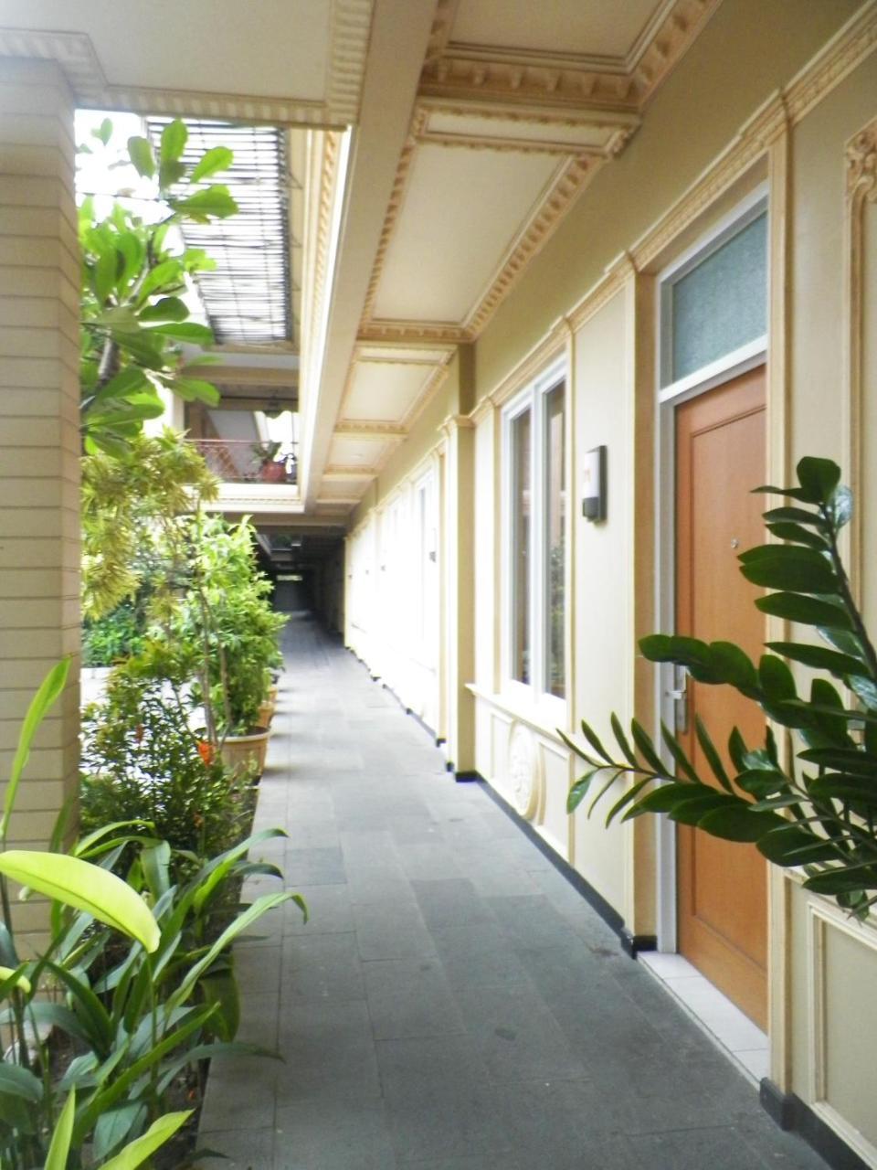 Ceria Boutique Hotel Maguwo Экстерьер фото
