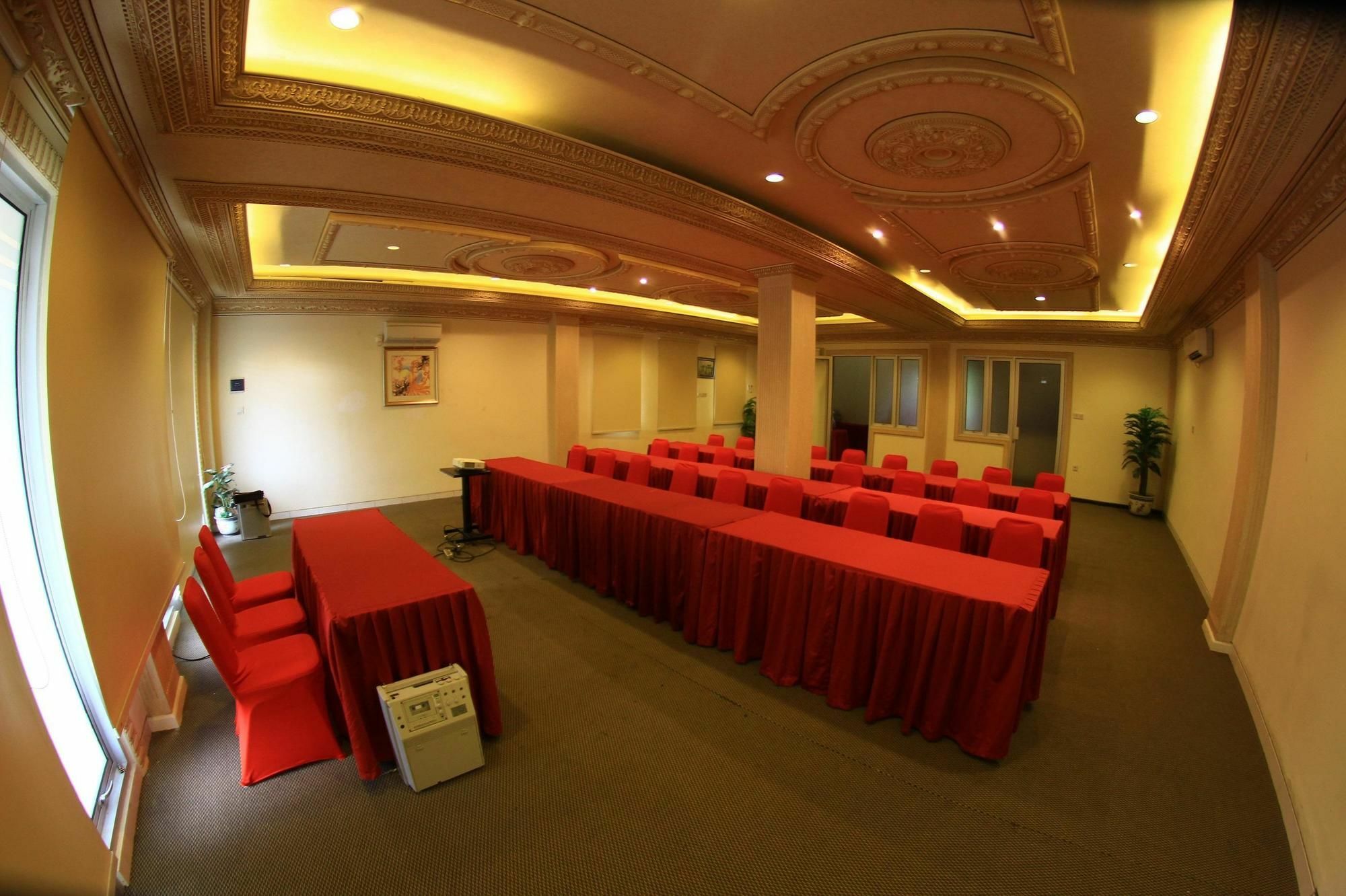 Ceria Boutique Hotel Maguwo Экстерьер фото